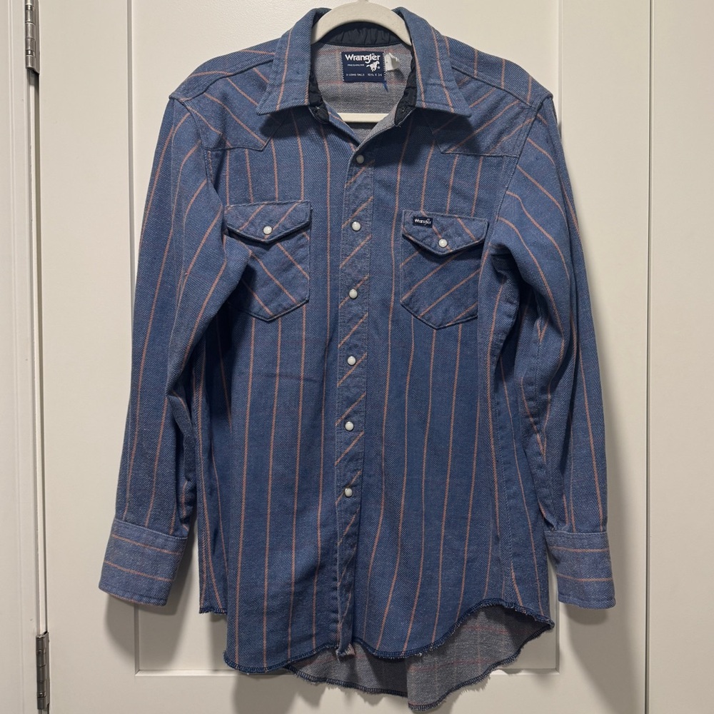 Vintage Wrangler Mens Pearl Snap Extra Long Tail Shirt Thick Flannel